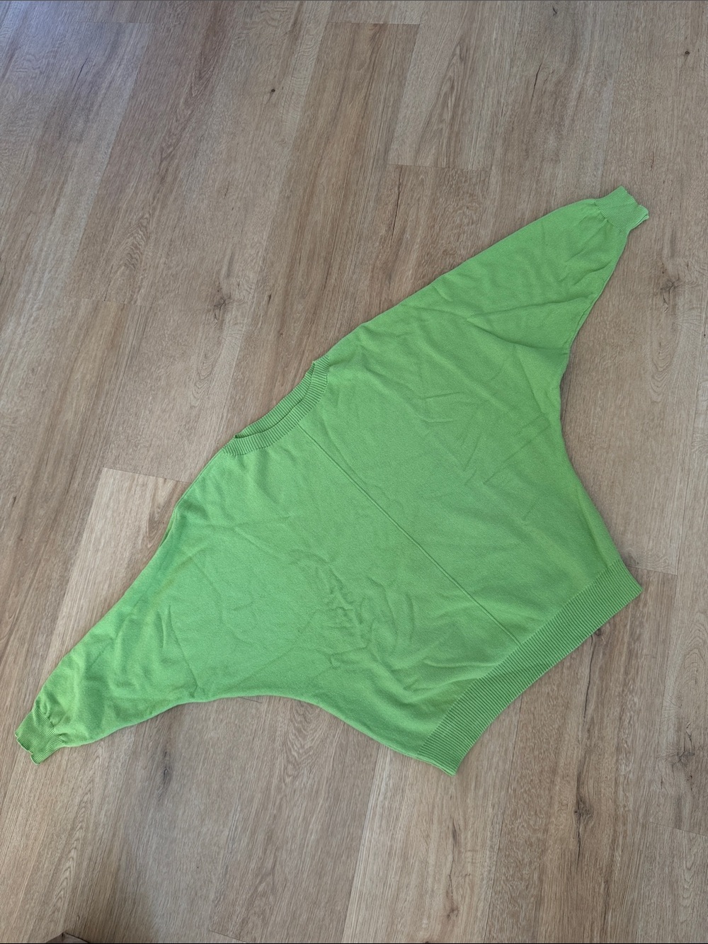 Green Dolman Sleeve Women’s Top